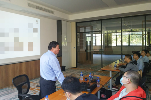 Chairman Zhou Wei Was Invited To Give A Lecture On Granite Application For Strategic Partners